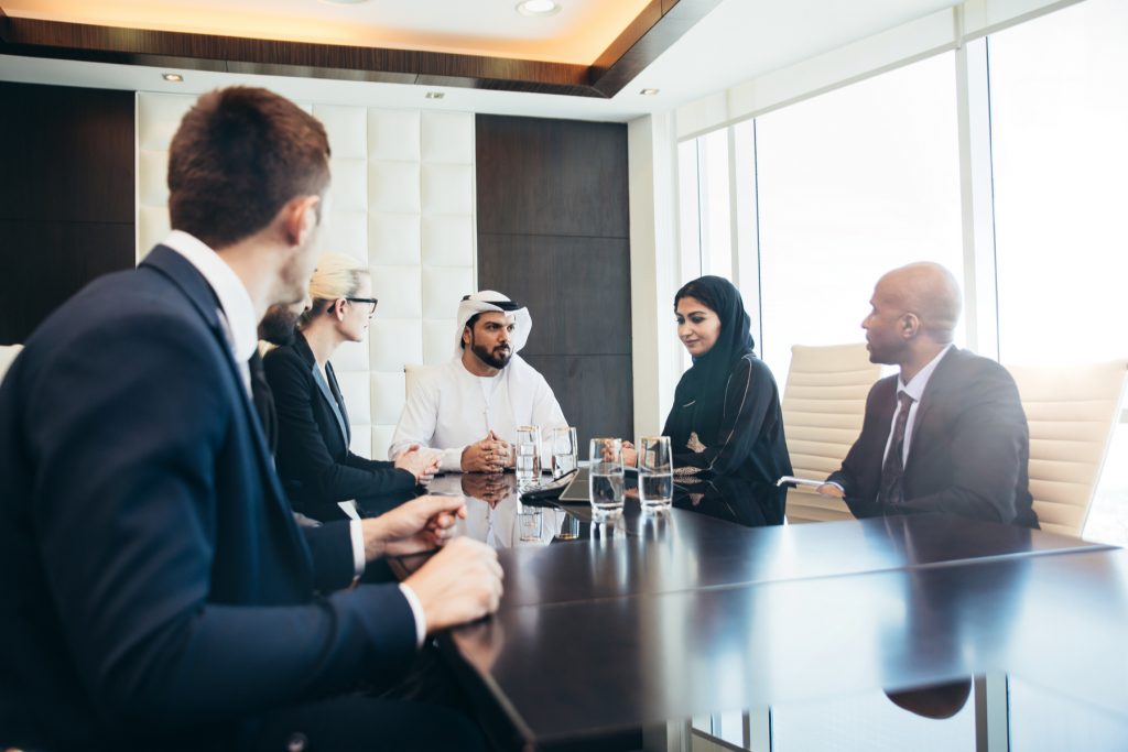 سرمایه گذاری و ثبت شرکت در قطر